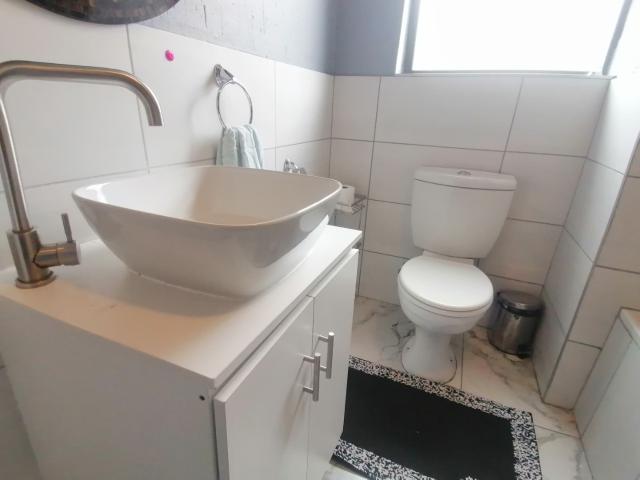 Apartment for sale in Ekurhuleni, Gauteng