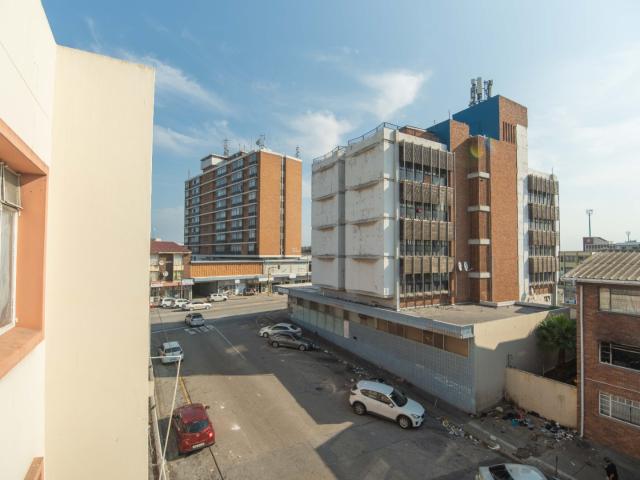 Apartment for sale in Port Elizabeth, Eastern Cape