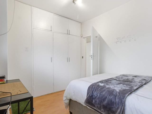 Apartment for sale in Cape Town, Western Cape