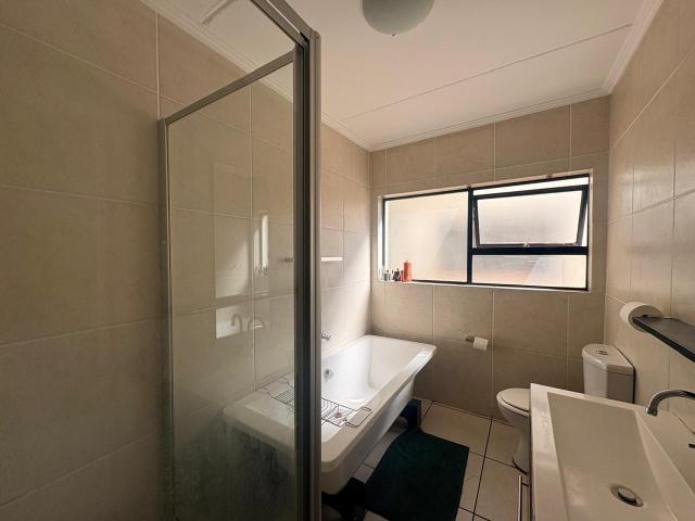 Apartment for sale in Vosloorus, Gauteng