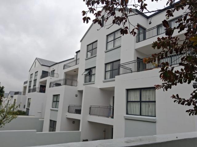 Apartment for sale in Vosloorus, Gauteng
