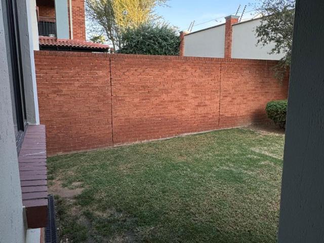 Apartment for sale in Vosloorus, Gauteng