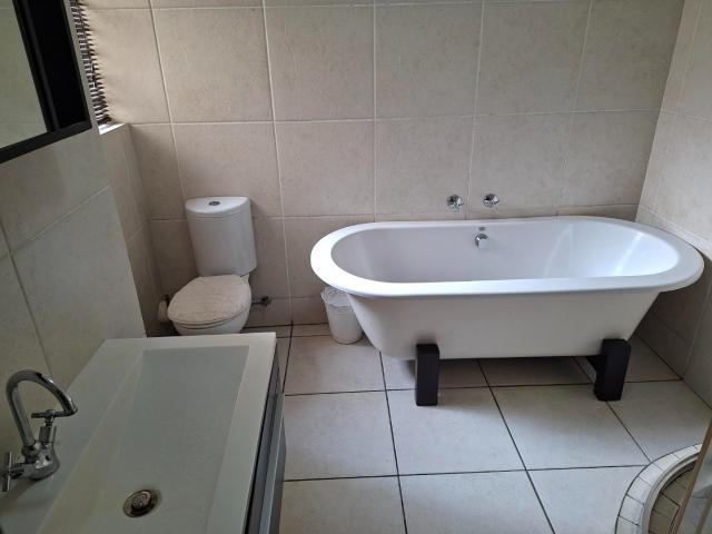 Apartment for sale in Vosloorus, Gauteng