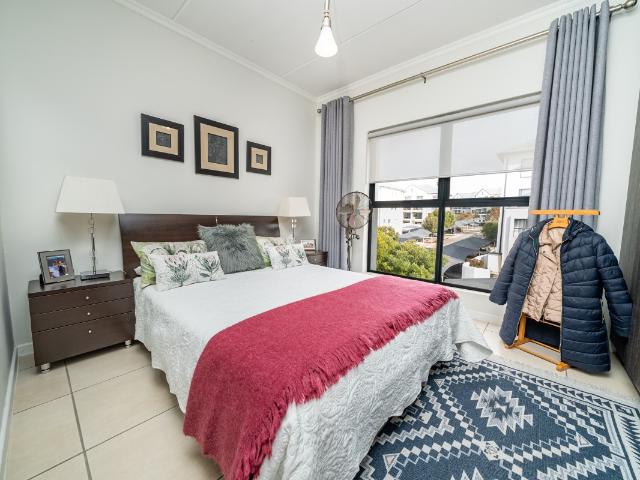 Apartment for sale in Vosloorus, Gauteng