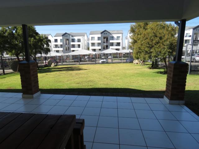 Apartment for sale in Vosloorus, Gauteng