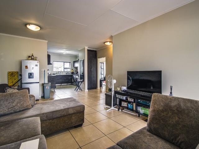 Apartment for sale in Vosloorus, Gauteng