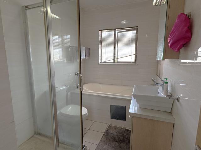 Apartment for sale in Tembisa, Gauteng