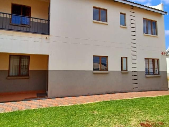 Apartment for sale in Waterkloof, Gauteng
