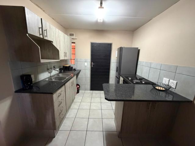 Apartment for sale in Heuweloord, Gauteng