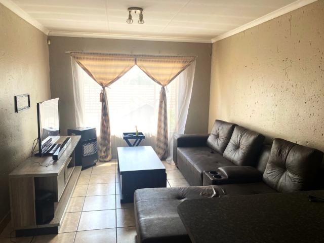 Apartment for sale in Heuweloord, Gauteng
