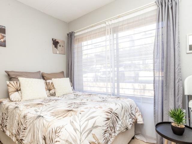 Apartment for sale in Nooitgedacht, Gauteng