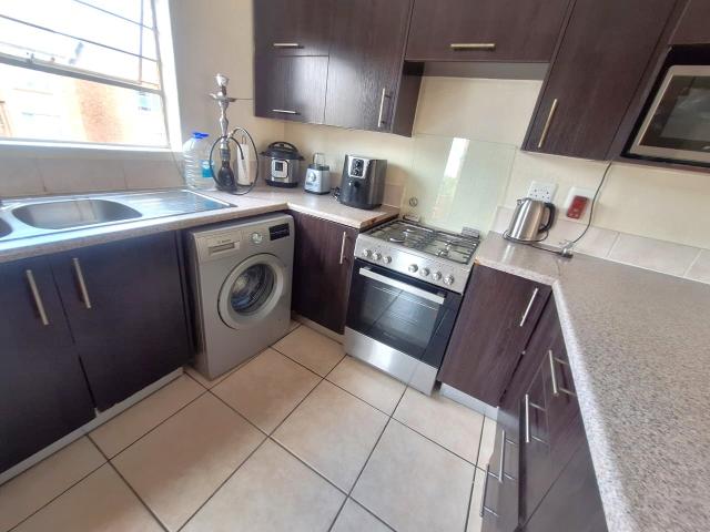Apartment for sale in Nooitgedacht, Gauteng