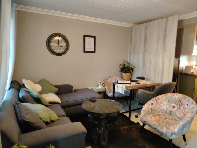 Apartment for sale in Nooitgedacht, Gauteng