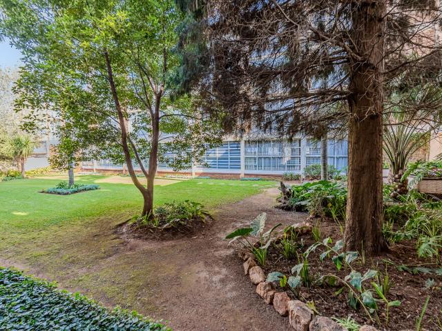 Apartment for sale in Nooitgedacht, Gauteng
