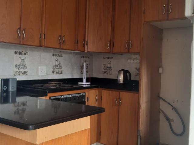 Apartment for sale in Kingsburgh, Kwazulu-natal