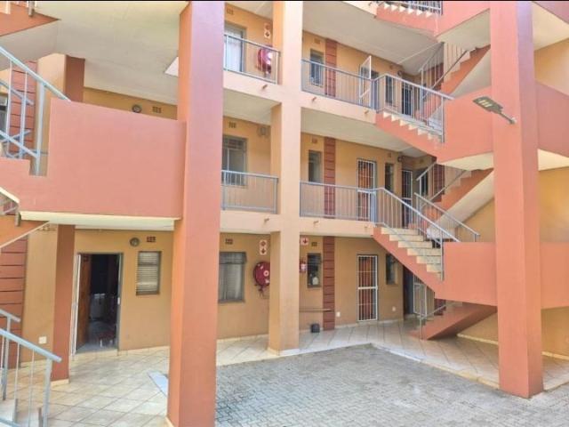 Apartment for sale in Jabulani, Soweto