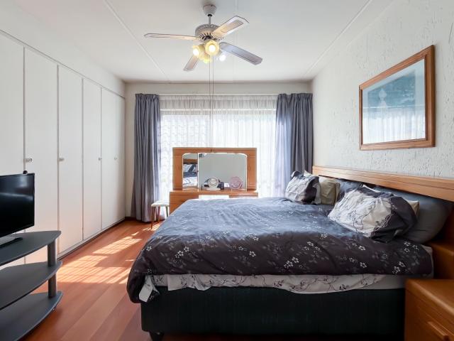 Apartment for sale in Vosloorus, Gauteng