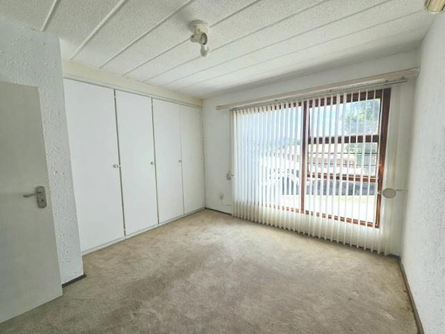 Apartment for sale in Hartbeespoort Dam Nature Reserve, North West