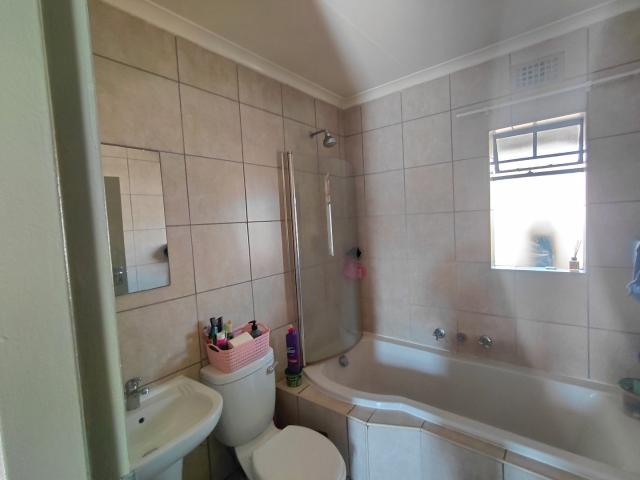 Apartment for sale in Ekurhuleni, Gauteng