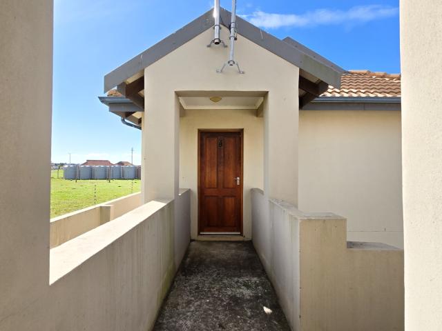 Apartment for sale in Kaysers Beach, Eastern Cape