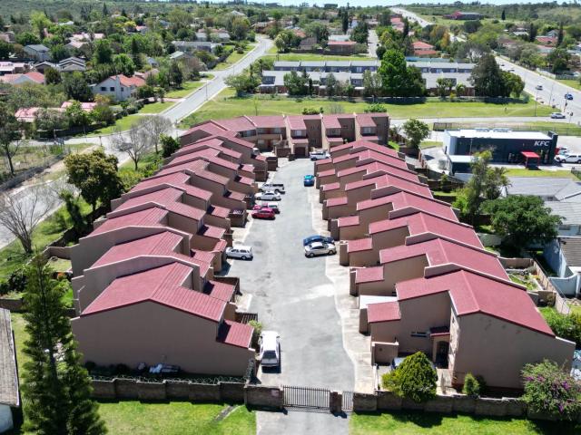 Apartment for sale in King Williams Town, Eastern Cape