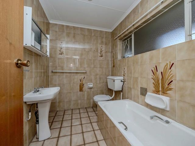 Apartment for sale in Nooitgedacht, Gauteng