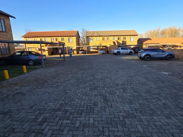 Apartment for sale in Midvaal, Gauteng