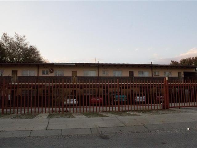 Apartment for sale in Dr Kenneth Kaunda, North West