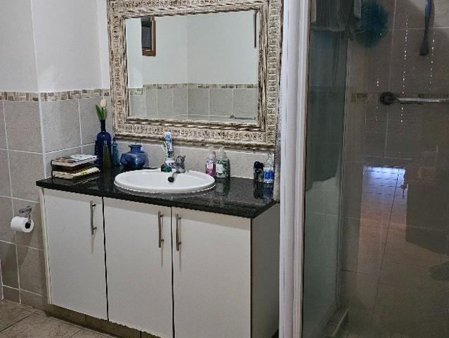 Apartment for sale in La Mercy, Kwazulu-natal