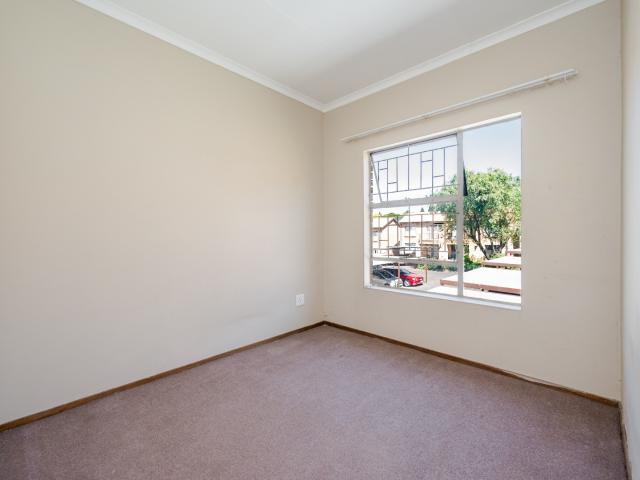 Apartment for sale in Nooitgedacht, Gauteng