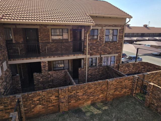 Apartment for sale in Waterkloof, Gauteng