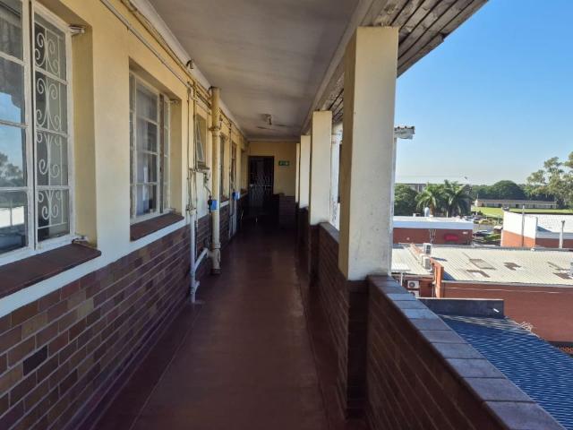 Apartment for sale in Queensburgh, Kwazulu-natal