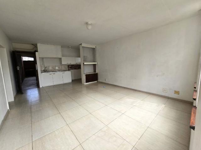 Apartment for sale in Queensburgh, Kwazulu-natal