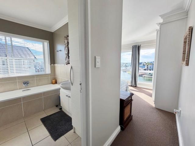 Apartment for sale in Cape St Francis, Eastern Cape