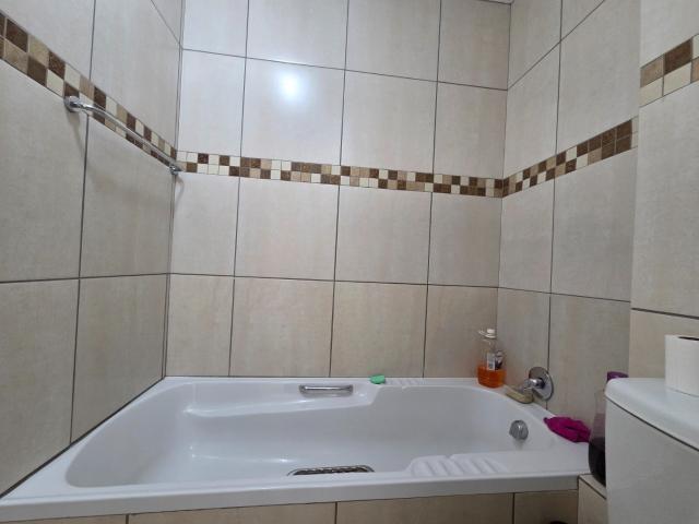 Apartment for sale in Ekurhuleni, Gauteng