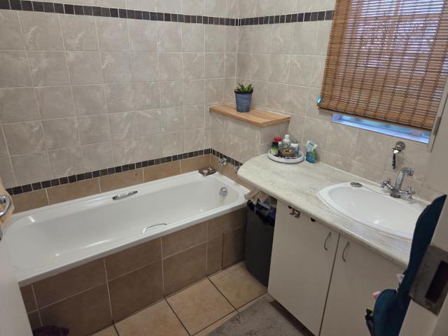 Apartment for sale in Waterkloof, Gauteng