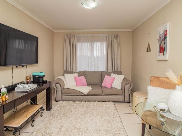 Apartment for sale in Melkbosstrand, Western Cape
