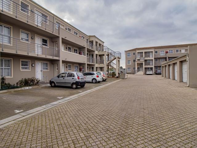 Apartment for sale in Melkbosstrand, Western Cape