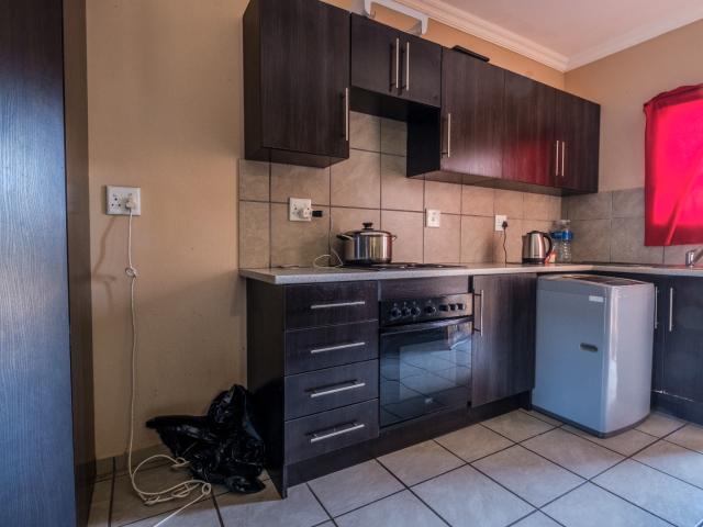 Apartment for sale in Hartbeespoort Dam Nature Reserve, North West