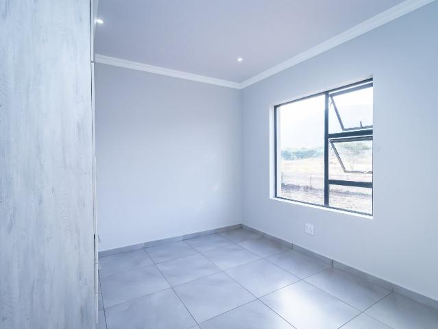 Apartment for sale in Hartbeespoort Dam Nature Reserve, North West
