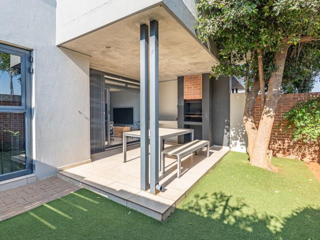 Apartment for sale in Waterkloof, Gauteng