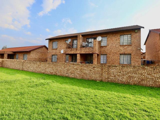 Apartment for sale in Midvaal, Gauteng