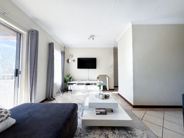 Apartment for sale in Heuweloord, Gauteng
