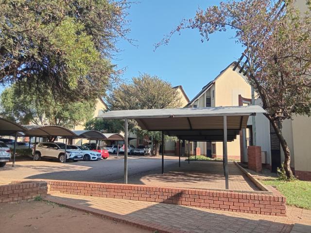 Apartment for sale in Waterkloof, Gauteng