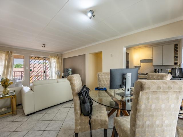 Apartment for sale in Waterkloof, Gauteng
