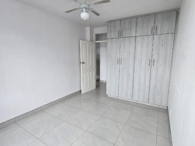 Apartment for sale in Seaview, Kwazulu-natal