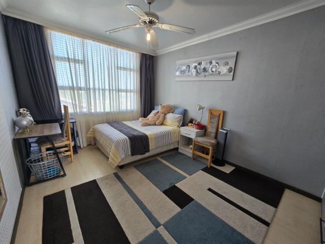 Apartment for sale in Seaview, Kwazulu-natal