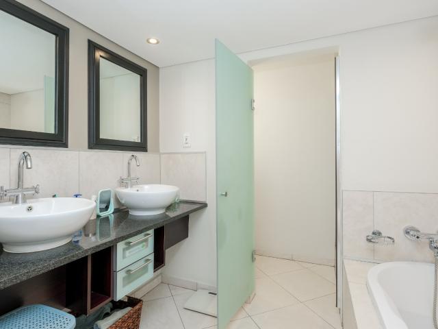 Apartment for sale in Alexandra, Gauteng