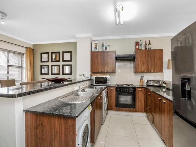 Apartment for sale in Rosebank, Gauteng