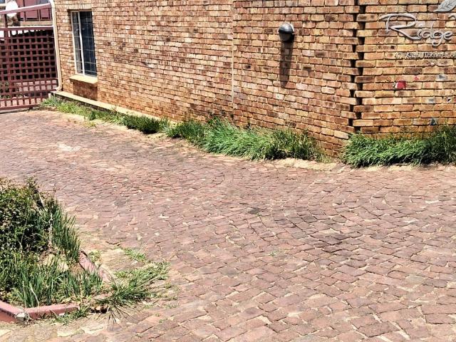 Apartment for sale in Waterkloof, Gauteng